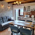 Apartment Lana