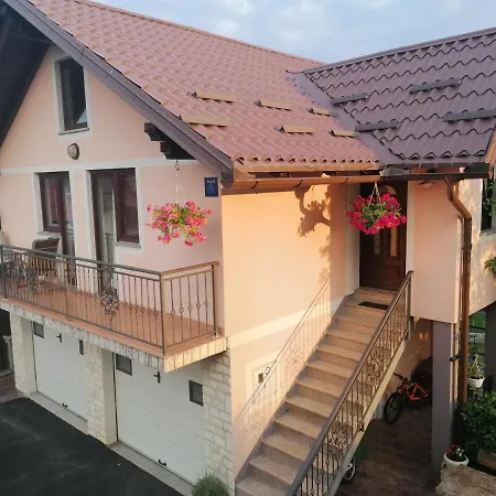 Lana Apartment Fužine